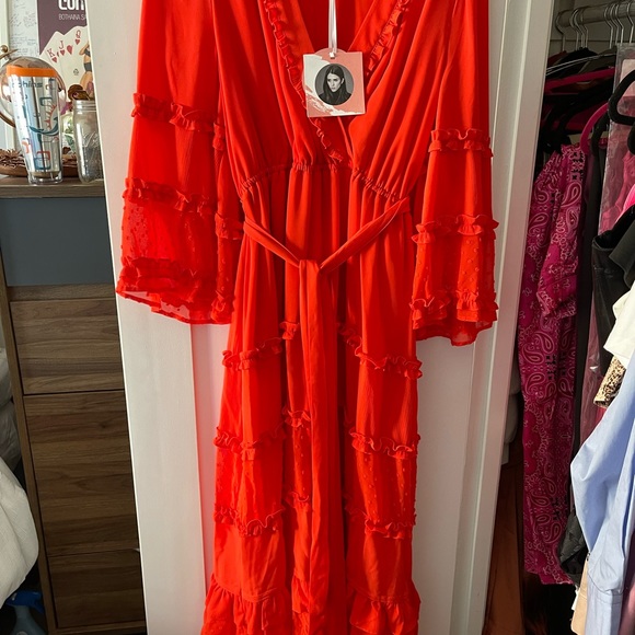 Angle Sleeve Tiered Ruffle Dress - Alexis for Target - Picture 2 of 11